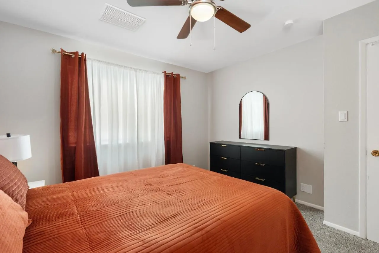Casa vacanze Villa Cozy-Perfect Location-Private Pool-Heat Optional-Sunsetfun-Gcu Phoenix Stati Uniti